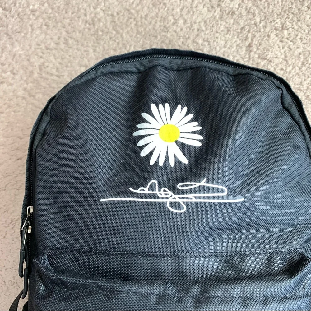 Daisy Black Midi Backpack